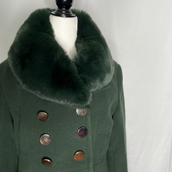 One Minute Fashion Green Retro Coat with Faux Fur Collar - Picture 2 of 11